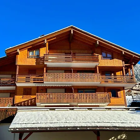 Apartamento 6 Pers, 3 Ch, Parking, Proche Pistes - Grand-bornand - Fr-1-467-128 *